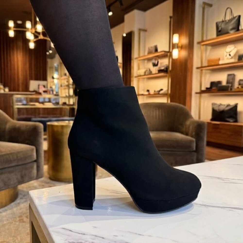 NWT X2B Black Suede Platform Ankle Boots Booties 4" Block Heel Zip Up Mod